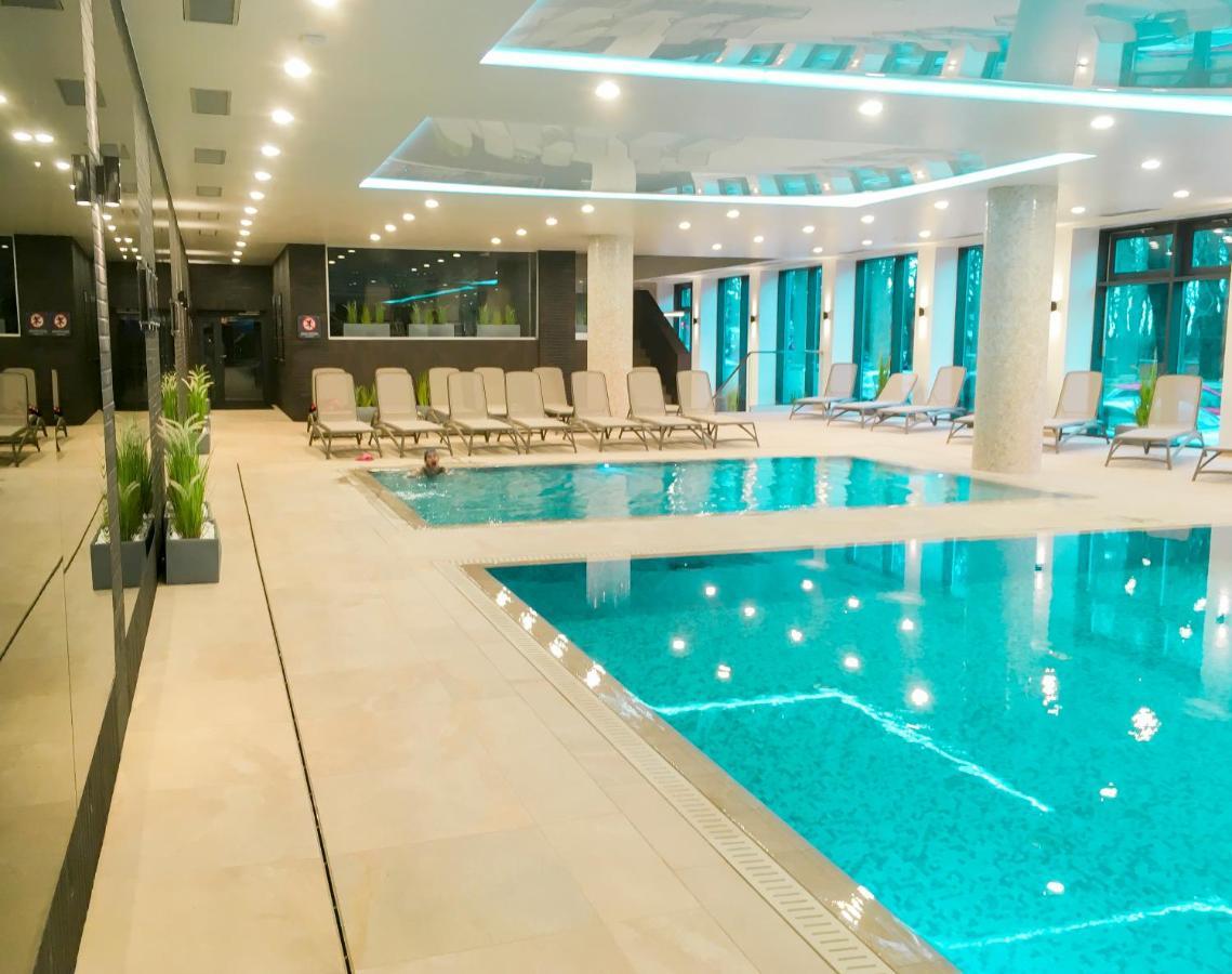 Nadmorskie Tarasy Apartament Park I Morze Колобжег Екстериор снимка